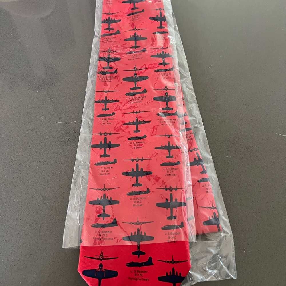 NIP Josh Bach Pure Silk Bomber Tie